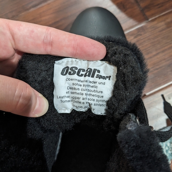 Oscar Sport black leather lace up winter boots - Picture 8 of 9